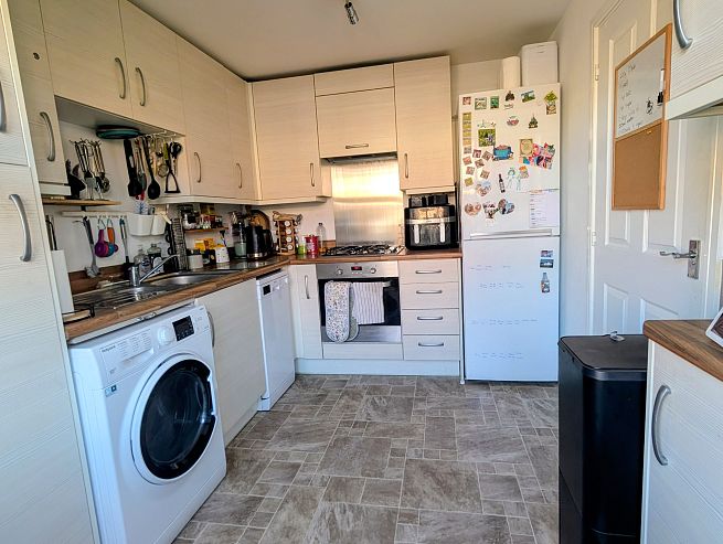 12 Cedar Corner, Stotfold, Hitchin